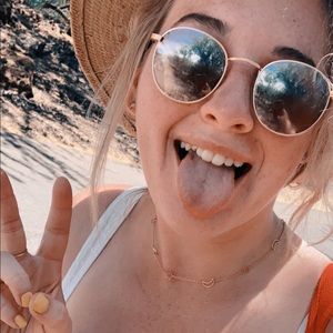 Meet your Posher, Kelsy